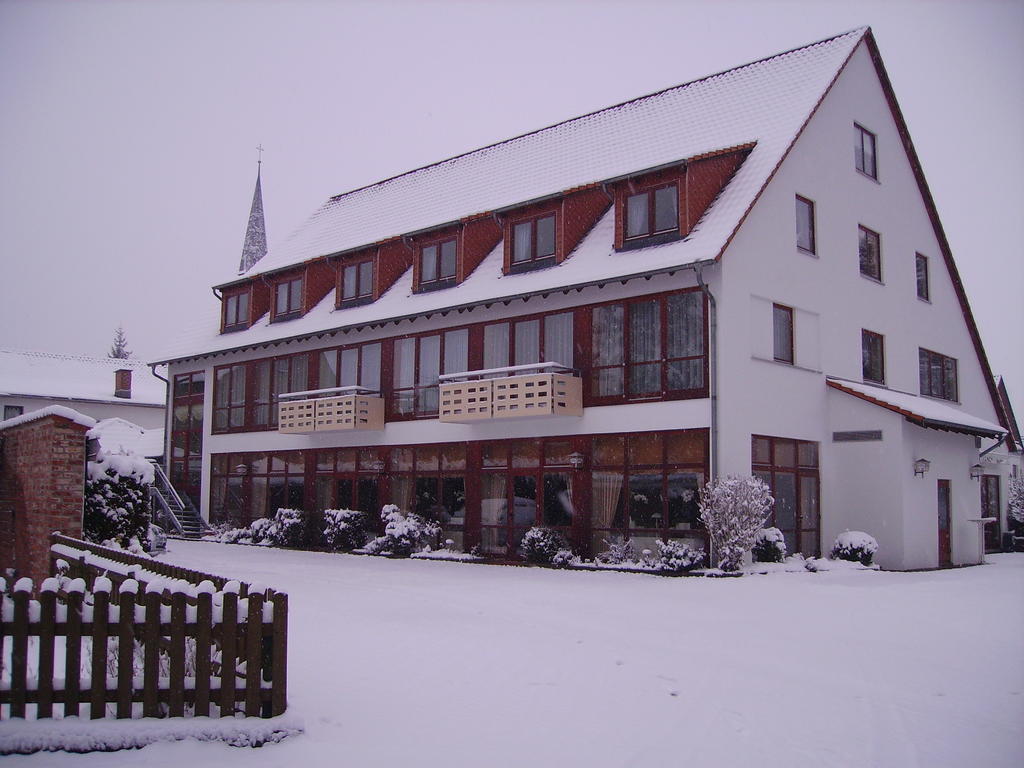 Hotel Zur Erholung Brochthausen Extérieur photo