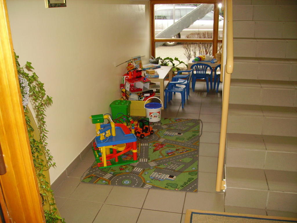Hotel Zur Erholung Brochthausen Extérieur photo